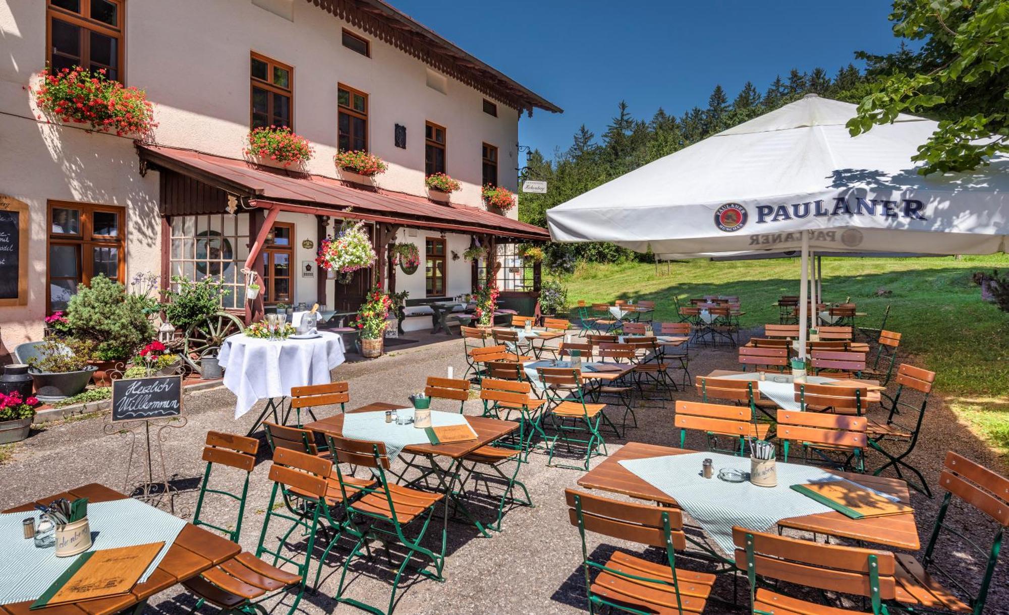 Wald Apartments Bei Schlossgaststaette Hohenberg - Seeshaupt, Suedlicher Stanberger See, Kostenfrei Parken, Ladestation Fuer Auto Und Fahrad, Wlan, Natur Pur Exterior photo